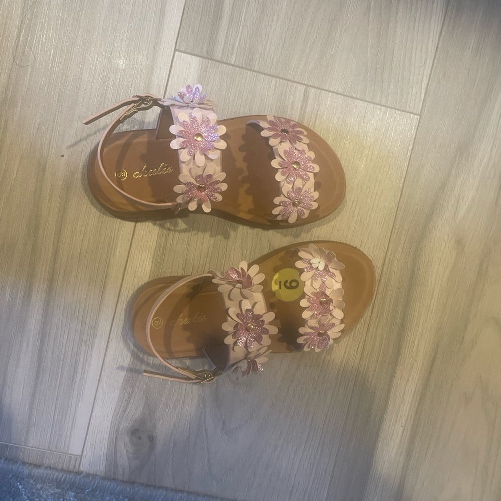 Toddler sandals, size 9, pink